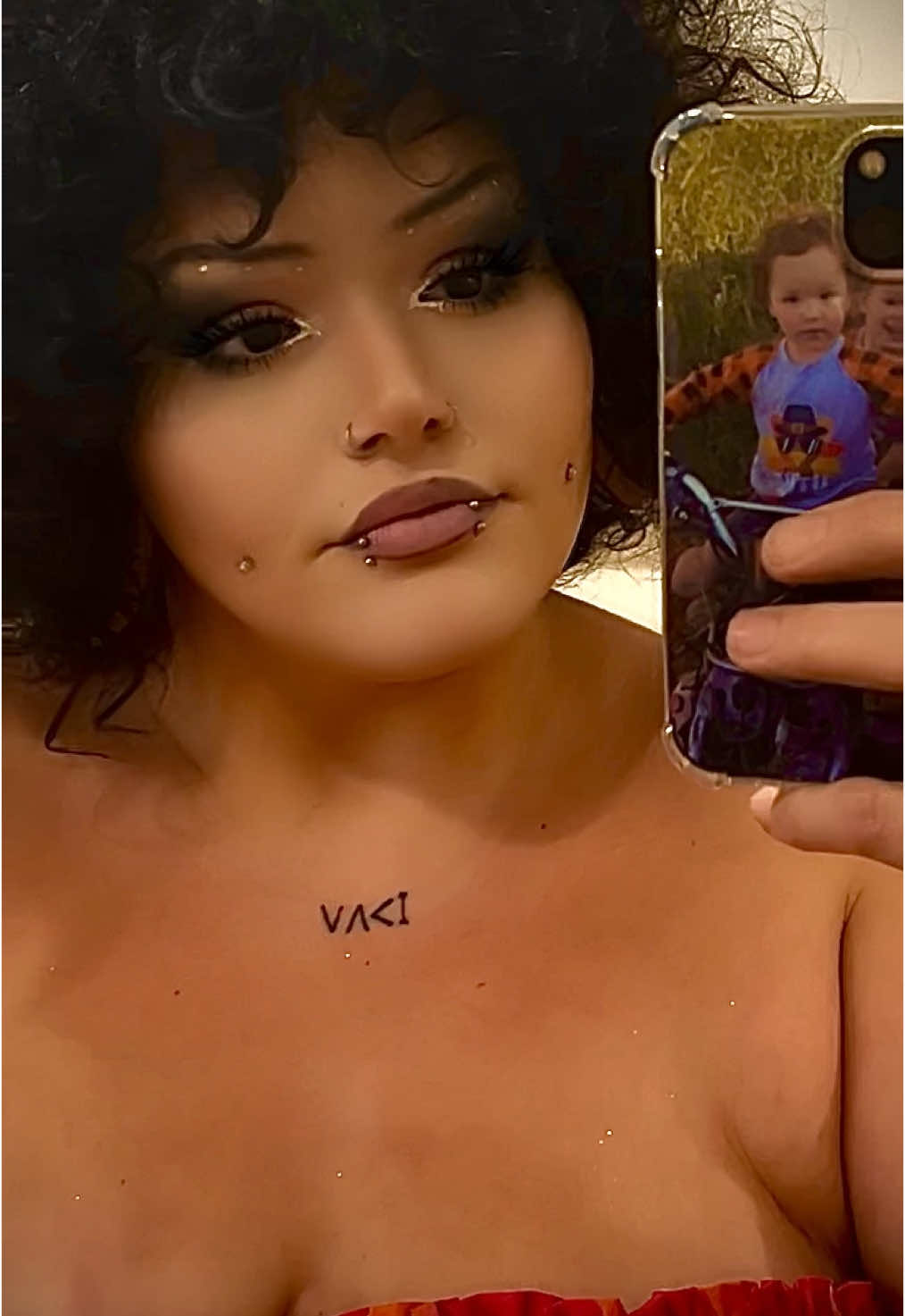 Beauty comes in all shapes and sizes 😘 #CapCut #fyp #fatgirl #makeup #pierced #makeuptransformation #baddie #makeupartist #queertiktok #badgirl #lbgtq #hotgirl 