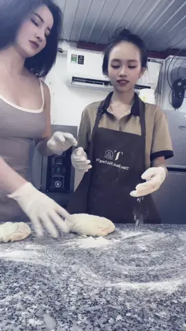 Chỉ dạy tận tình vậy mà thái độ 🤧