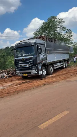 Được cái thiệt thà nên hàng hoá khi nao cung được anh chi thương cho hàng đi 🥰🥰#48h01829 #howomax400hp 