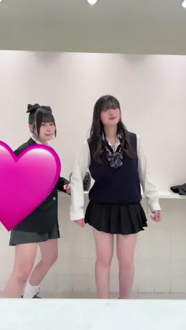 ひなおもろすぎ笑