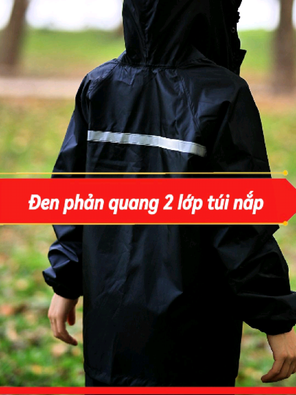 Cận từng chi tiết – nghe từng tiếng chạm vải cực đã tai 🎧 Áo mưa 2 lớp đen – chống nước đỉnh cao, đường may chắc chắn, phản quang nổi bật ban đêm! Từng lớp áo – từng đường kim – từng tiếng kéo khóa đều xứng đáng 10/10! 👉 Đã đẹp – đã chất – còn an toàn, mua 1 lần mặc 2-3 mùa liền! Lướt mà không chốt thì phí lắm đó nha! 🖤 #aomua2lop #aomuachongtham #aomuathoitrang #evaraincoat #cháyhàngmùahè 