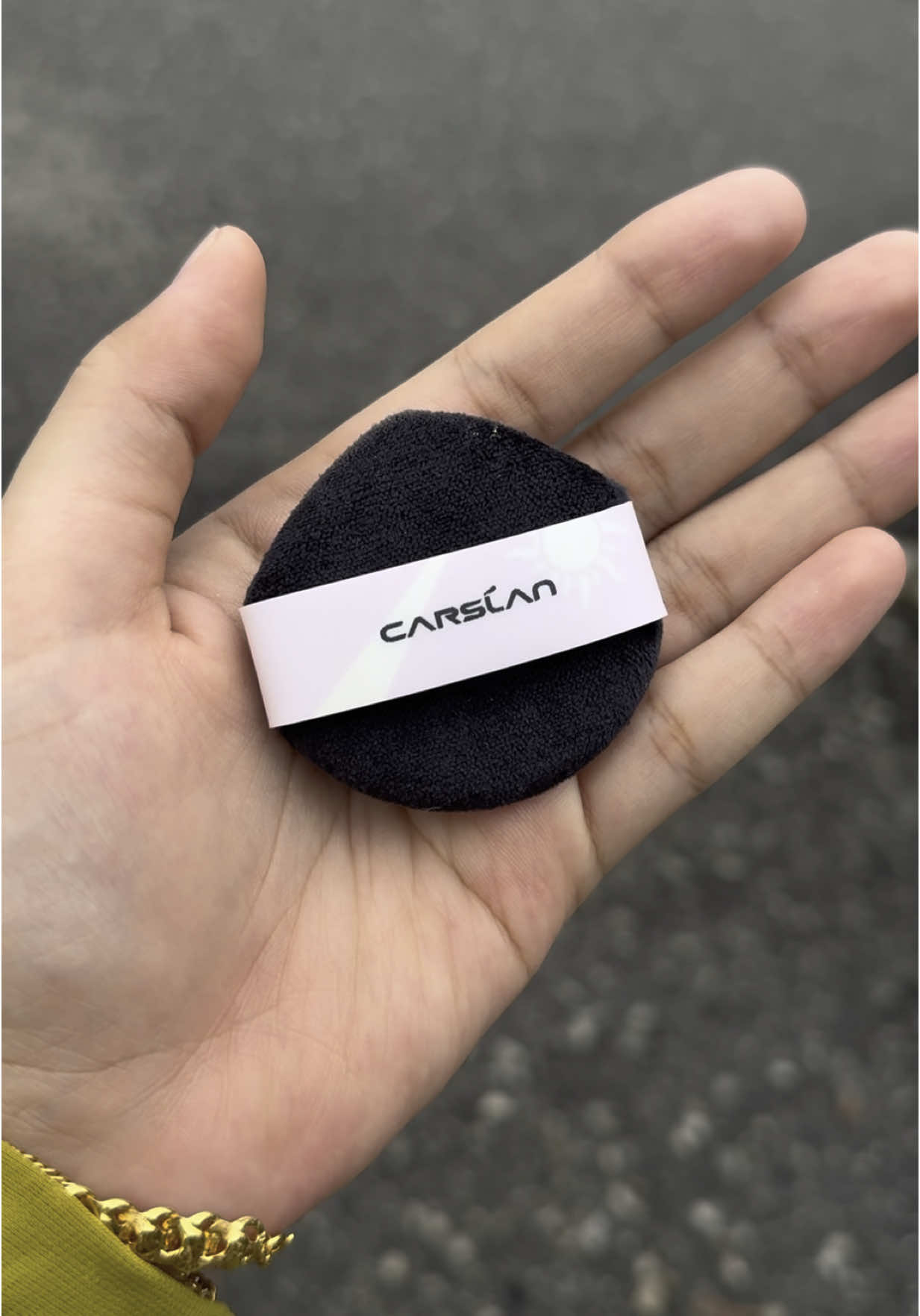 makeup tak rosak plusss boleh topup sunscreen kat mana2 je lepas nii😍 #carslan #carslanmy #carslanpowder #sunscreenpowder #spfpowder #newarrivals #uvprotection #fyp 