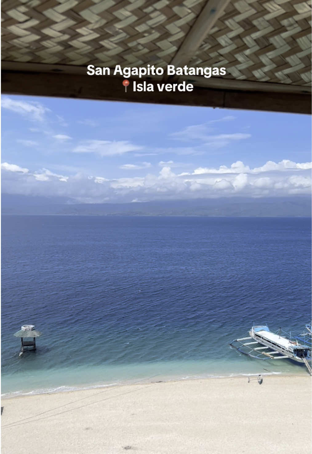 Budget Friendly and not crowded beach in Batangas 🫶 #batangasbeach #isla #islaverde #surfaceinterval #batangas #budgetfriendly #DIY #Summer #beach 