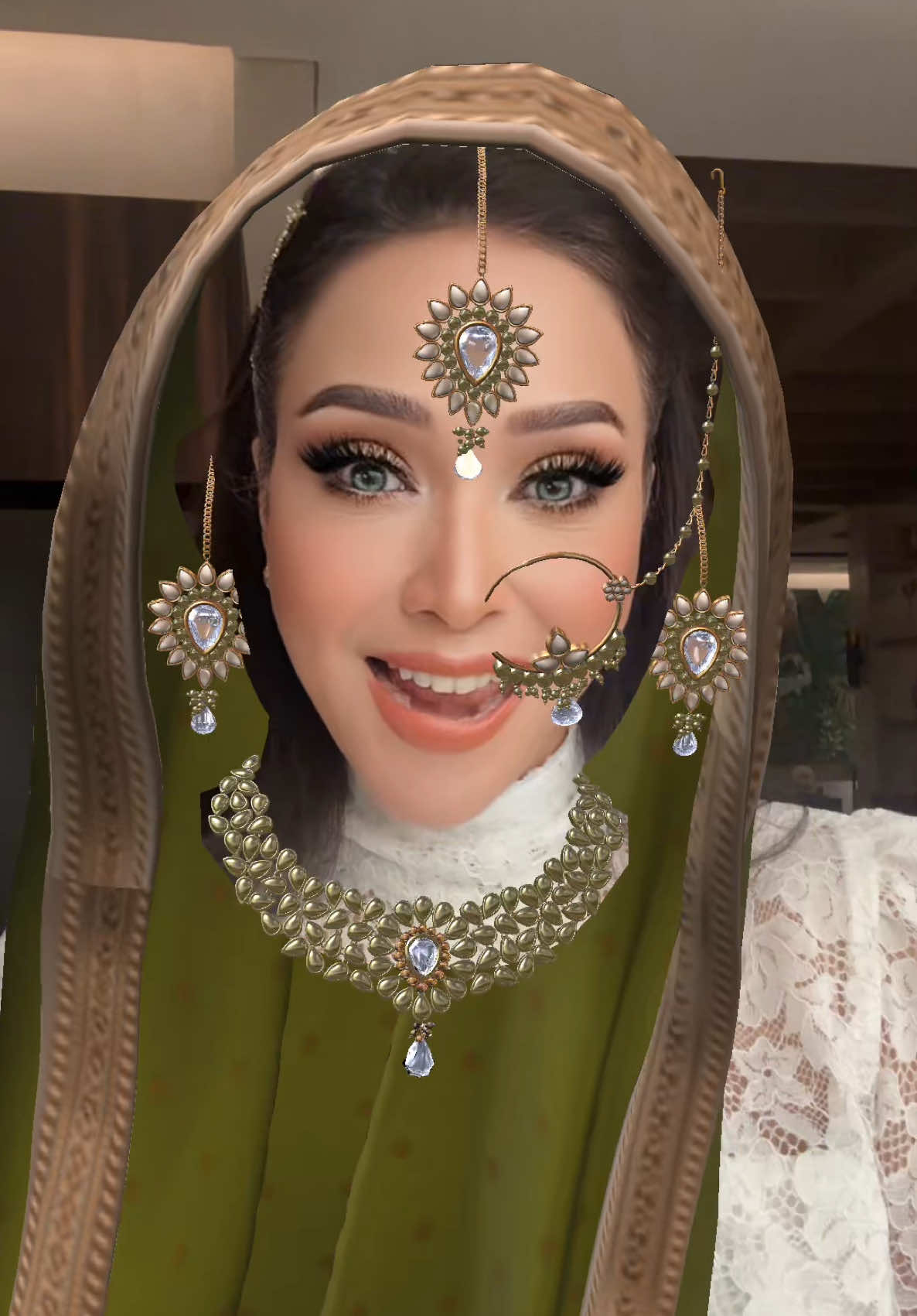 INDIAHE !!!!! #maiaestianty #tren #viral #semakintuasemakinbahagia #india 