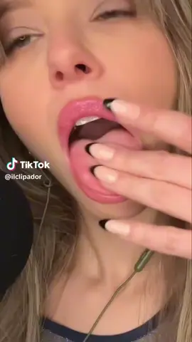 #spitpainting #mouthsounds #asmrpersonalattention #asmrsounds #asmrvideo #asmrfood #asmrtiktoks #asmrmaddy #asmrsamiherrera #asmrtriggers #asmrearcleaning #asmrearmassage #asmrearlick #asmreareating #asmr #asmrsaliva #asmrpaintingsaliva