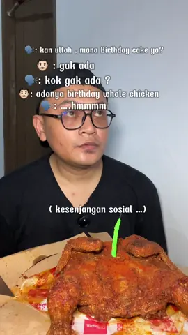 Gak papa kan? 😭 🤣 #kesenjangansosial #kesenjangansosialcore #tasikmalaya #justforcontent #justforfun #flyingchicken #wholechicken #flyingchickenricheese #wholechicken #kulinertasik #kulinertasikmalaya #richeesefactory #fyp 