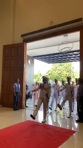 Pasukan#pedangpora #tarunapelayaran #fyp#masukberanda #wisuda #perwiramuda @smkbarunategal 