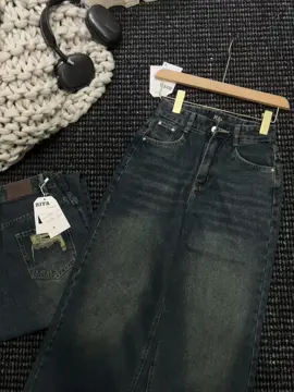 Rách Túi Sau🔥🔥 #rita #jeandichoi #ritawarintil #trendingvideo #quanbo #hot #jeancapcao #quanhottrend #quannuxinh #quanhottrend #jeangiadep #jeanbui #quanbonu #jeangiadep #quannuxinh #ritawarintiloffical 