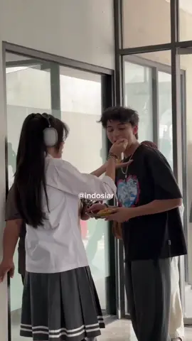 dari sisi lain juga sweet bngt ini, si mas sampe jinjit² ternyata 🫠❤️ #radenrakhadpp #basmalahgralind #baravers #akujatuhcintabara #relationshipgoals #fyp #CapCut 