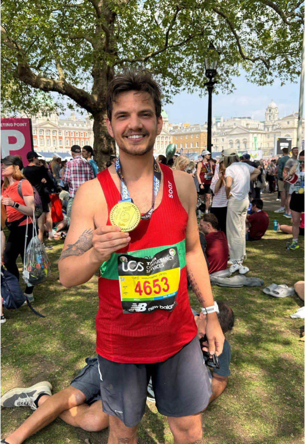 Members doing the club proud participating in and supporting the London and Manchester Marathon’s yesterday ❤️💚  #lescroupiersrunningclub #londonmarathon #manchestermarathon #marathon #Running #runclub #Wales #cymru #runners #walesrunning #runtok #sports #UK #spring #inspired 