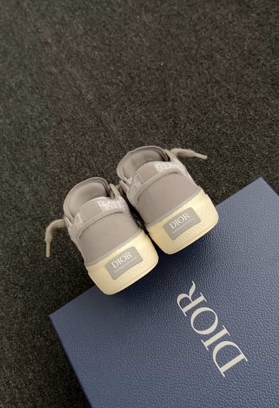 Dior B33 Shoes 🤍@Maskick #dior #diorshoes #diorb33  #pourtoi #sneakers #sneakertok #sneakerhead #menfashion #streetwear #luxurylife #streetwearstyle #OOTD #fashiontiktok #tiktokviral 