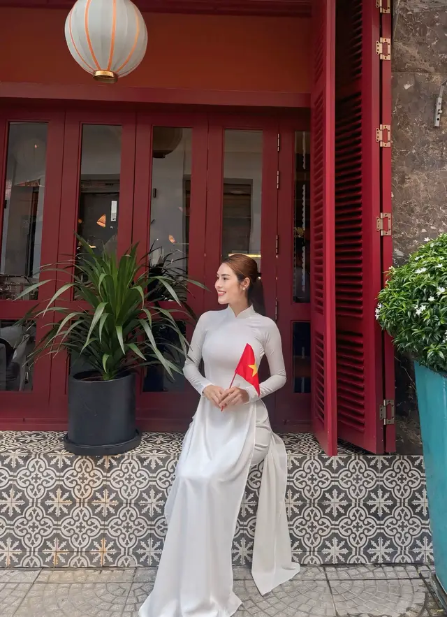 #toiyeuvietnam #viettiepcauchuyenhoabinh #tuhaovietnam #50namngaygiaiphongmiennam #viral #áodaivietnam #áodài 