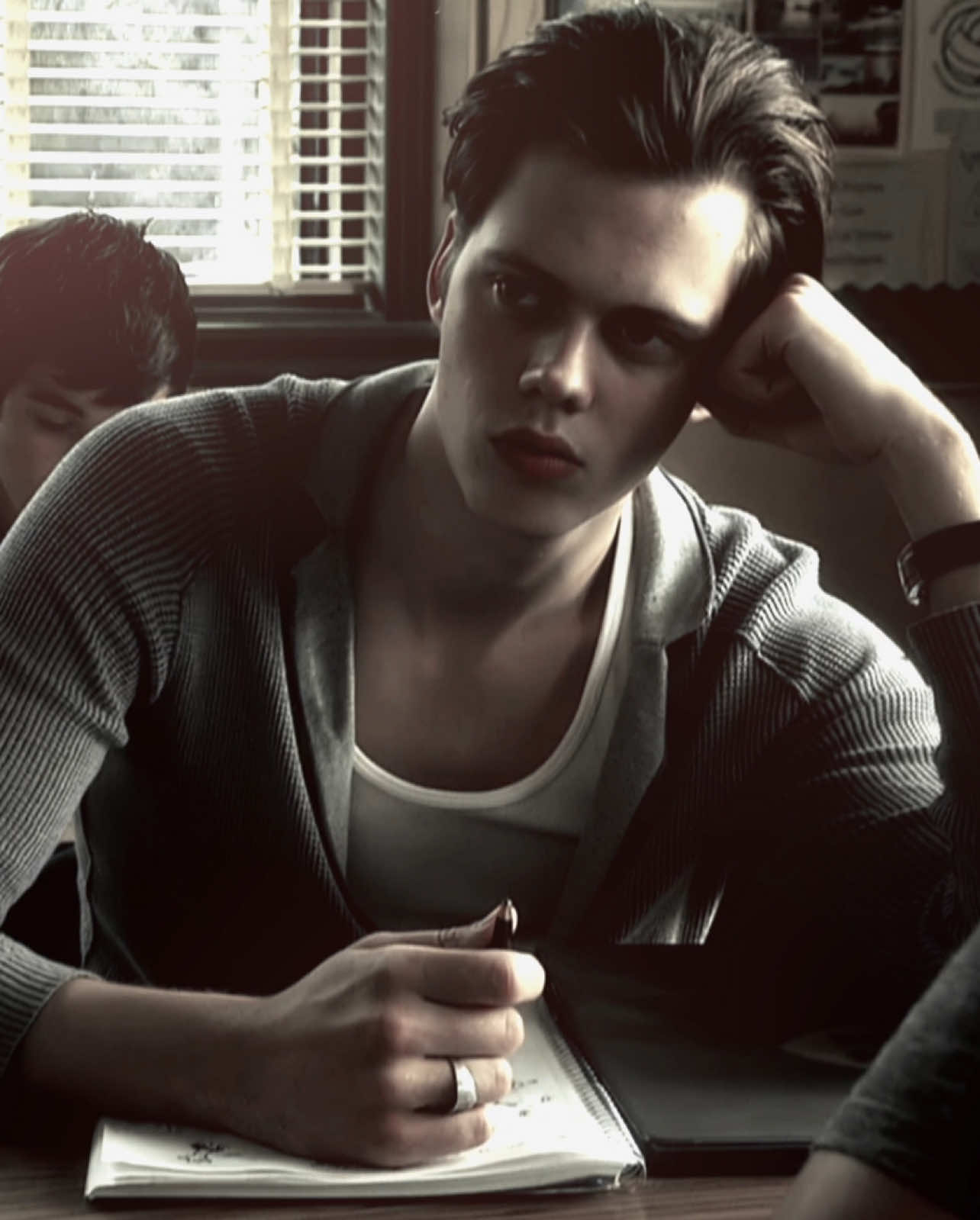 this freaky ass show bro scp saxxscenes ac @lily ♫  #romangodfrey#romangodfreyedit#hemlockgrove#billskarsgård#billskarsgårdedit#dollgarden