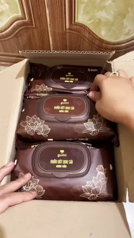 Khăn ướt bao sái ban thờ gumi #khanuotbaosaibantho #khanuotbaosaibanthogumi #xuhuongtiktok #khanuot #khanuotbaosaibantho 