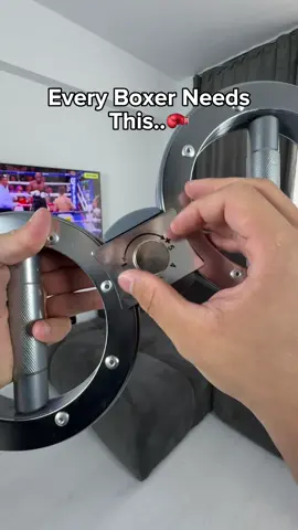 Every boxer needs this gadget 🥊