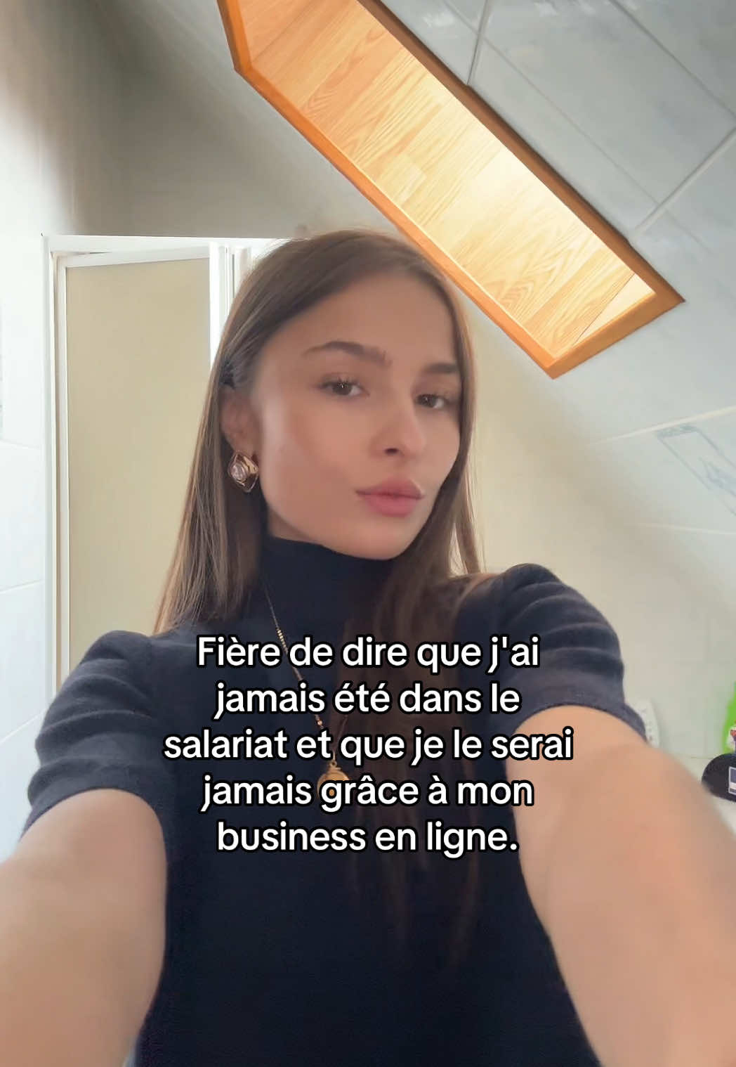 Commente « go » et je t’explique mon business en ligne  #business #pourtoii #marketingdigital 