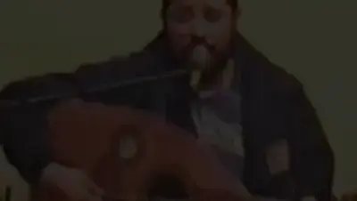 بيضه على لون جمار النخل 🎶♥️.  #الفنان_الراحل_احميده_بونقطه🔥♥ 