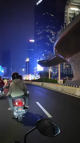 Mentahan video di Bundaran HI !  #bahanswmu #bahanstory #videoaesthetic #fyp #vibesjakarta #bundaranhi #jakartapusat 
