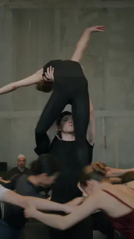 The energy of musical theatre meets the grace of contemporary ballet 🩰 Here's a sneak peek into rehearsals for the ballet scene from Christopher Wheeldon's Tony Award-winning musical An American in Paris, ahead of 'Ballet to Broadway: Wheeldon Works' opening on the Main Stage. Ballet to Broadway comprises four works - Fool’s Paradise, The Two of Us, Us, and An American in Paris - showing the remarkable choreographic range of The Royal Ballet's Artistic Associate, Christopher Wheeldon. The four distinctive pieces all showcase a different side to Wheeldon’s imagination and creativity, set to a wide range of musical genres – from Gershwin’s jazzy melodies to Joni Mitchell’s wistful songs. 🎟️ Ballet to Broadway opens on our Main Stage on 9 May. #TheRoyalBallet #Ballet #Musical #ChristopherWheeldon #GeorgeGershwin #JoniMitchell