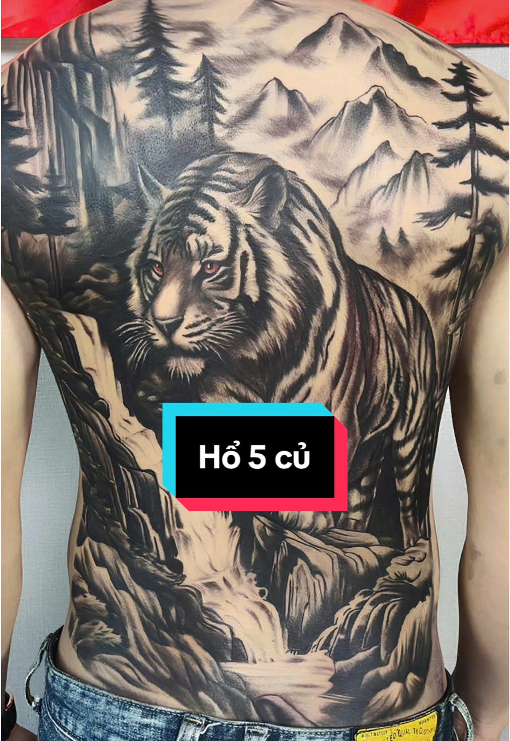 Người không có tí hình xăm nào đòi làm thợ xăm ? #rowenatattoo #xamhinh5trieu #rowenatattoohanoi #hinhxamdep #xamhinhnghethuat #trending #xuhuong #fyp 