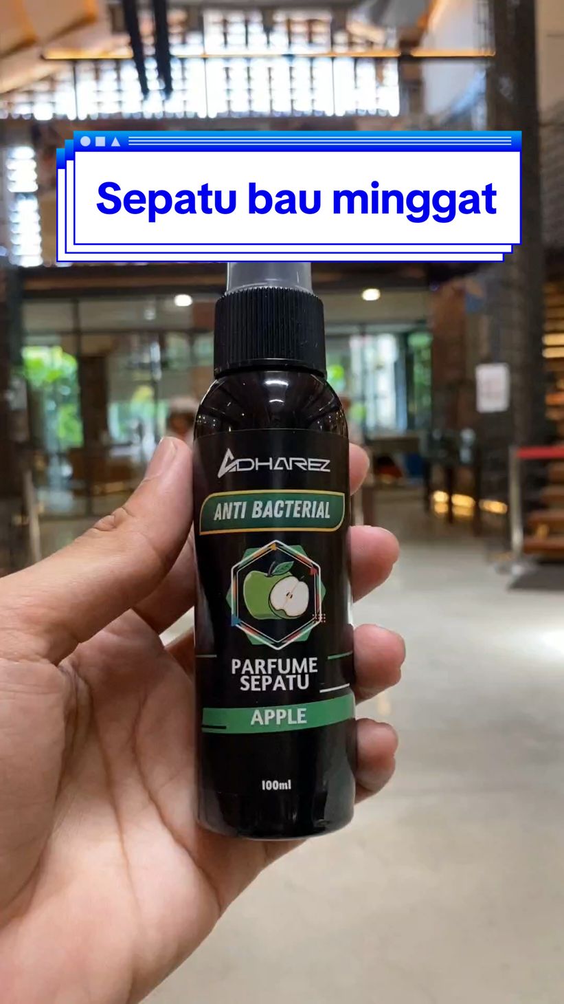 Sepatu bau? Fix, butuh Adharez! Udah outfit kece, eh sepatu bau apek... auto ilfeel, bro! Semprot Adharez, sepatu wangi tahan lama! Cek keranjang kuning sekarang, buruan! #sepatubau #solusisepatubau #parfumesepatu #parfumsepatuspray #selfgrowth #adharez 