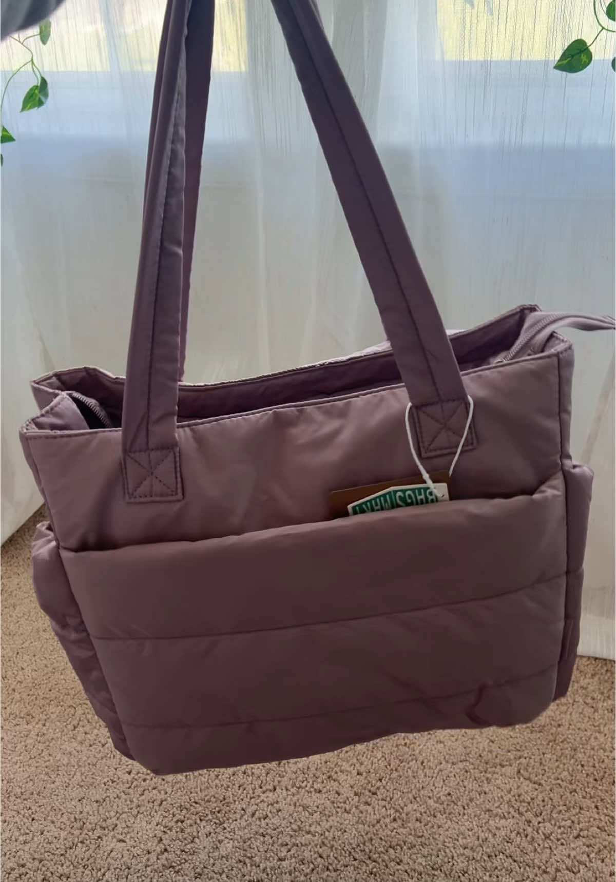 Love this tote bag! #totebags #totebagaesthetic #totebaggirlies #bagsmart #bagsmarttotebag #bagsmartspacesaver #bagsmartbags #lightweight #puffytotebag 