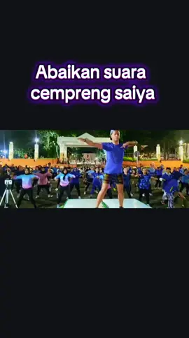 YUKKK SEHATKAN BADAN N PIKIRAN kita dgn berolahraga💃💃💃 #aerobic #zumba #zumbafitness  #olahraga #olahragatiktok #sehat  #tiktokviral #fyppppppppppppppppppppppp #lewatberandafyp #kotalamasurabaya #jmp #surabaya #dancer #tiktokdance #easydance #fypシ゚ 