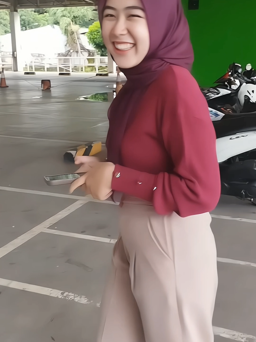 umume umur sak mene nek tangi turu bingung meh nyekel opo