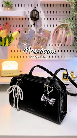 Warna hitam pun dah lawaa terukss😭🖤 #mossdoom #mossdoombag #mossdoomshoulderbag #retrobag 