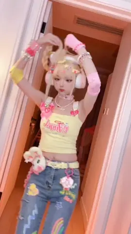 #girl #dance #anime #tiktok #trend #cosplay #seeu #xiaorouseeu 