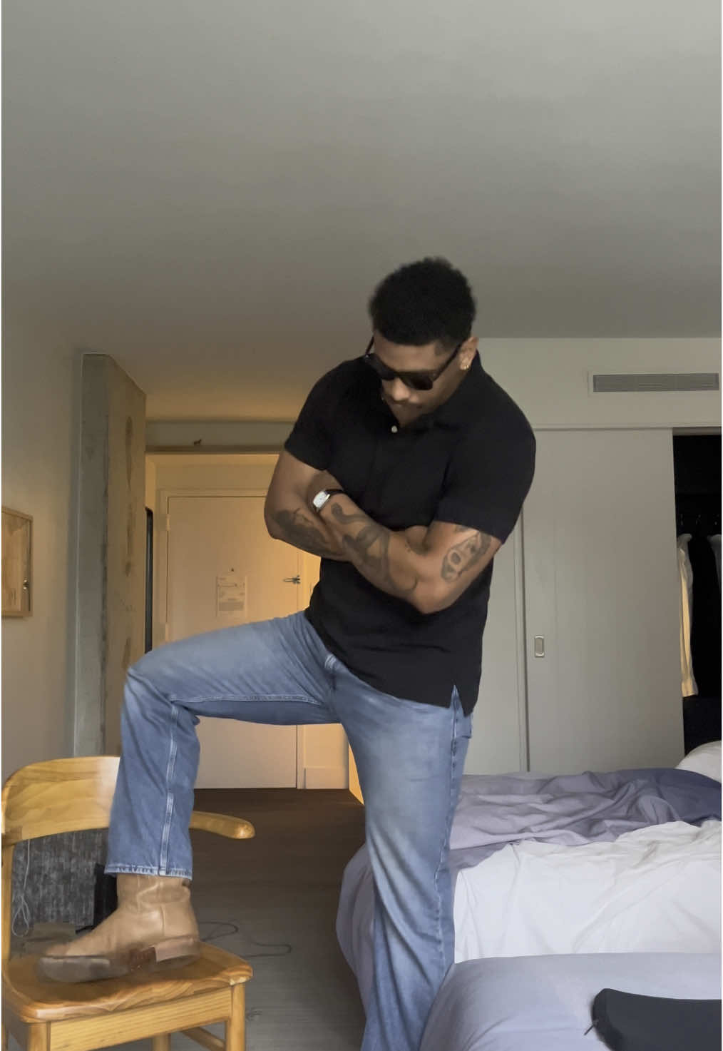 Quick fit check before a conference (of course I’d wear my Tecovas in Austin 🫡) #thrifted #fitcheck #fyp #austin #texas 