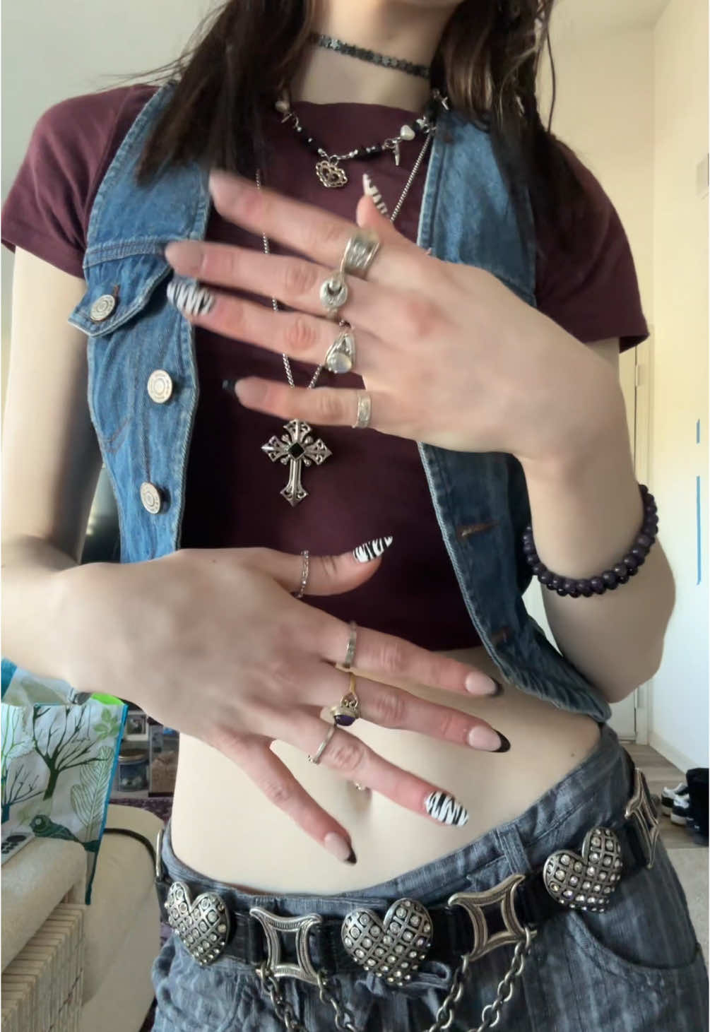 #fitcheck  #thrifted #OOTD #accessories #jewelry #styleinspo #altstyle #secondhand 