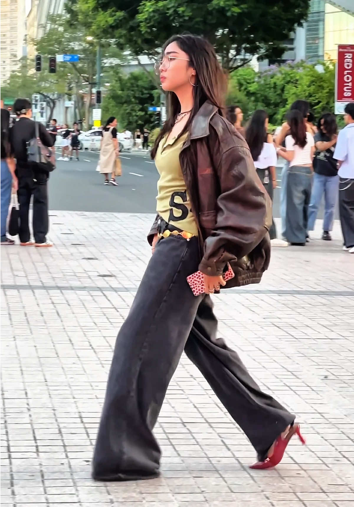 Spotted @aljherynfayeescltr (IG) in BGC 🇵🇭.  We’re spotting in the area every weekend, so be ready with your best outfit. @neil_photography.ph (IG) #bgcstreetfashion #bgc #fashion #fyp #foryou 