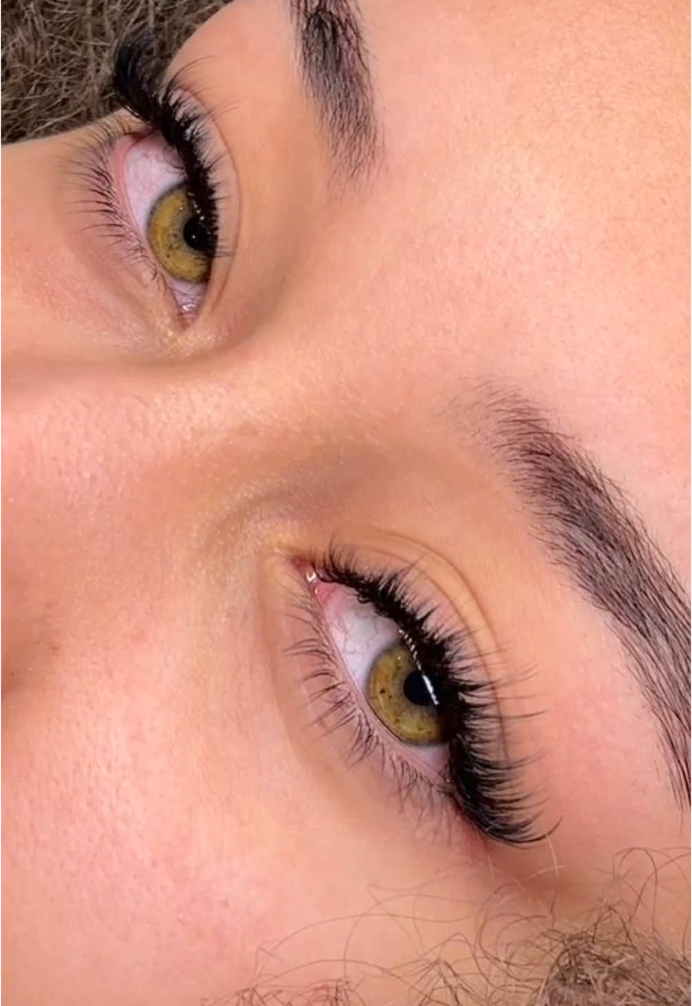 Your dream lashes are just one appointment away💚💚 #lashesextension#beautybaramasterdam#amsterdam#fürdich#beauty#lashtech 