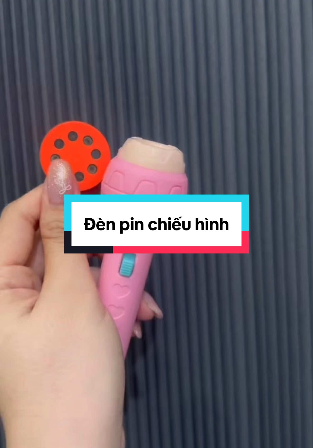 Đèn pin chiếu hình #lienketsanphamtiktokshop #xuhuong #viral #fy 
