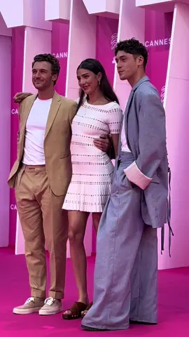 DAYDREAM - Cannes jour 1  avec tous les copains @Thomas VILAN @Lythan Cottaz @Artemisia Toussaint @Ici Tout Commence TF1 @TF1 @CANNESERIES ☀️🌴🩷🎊 #CapCut #canneseries 