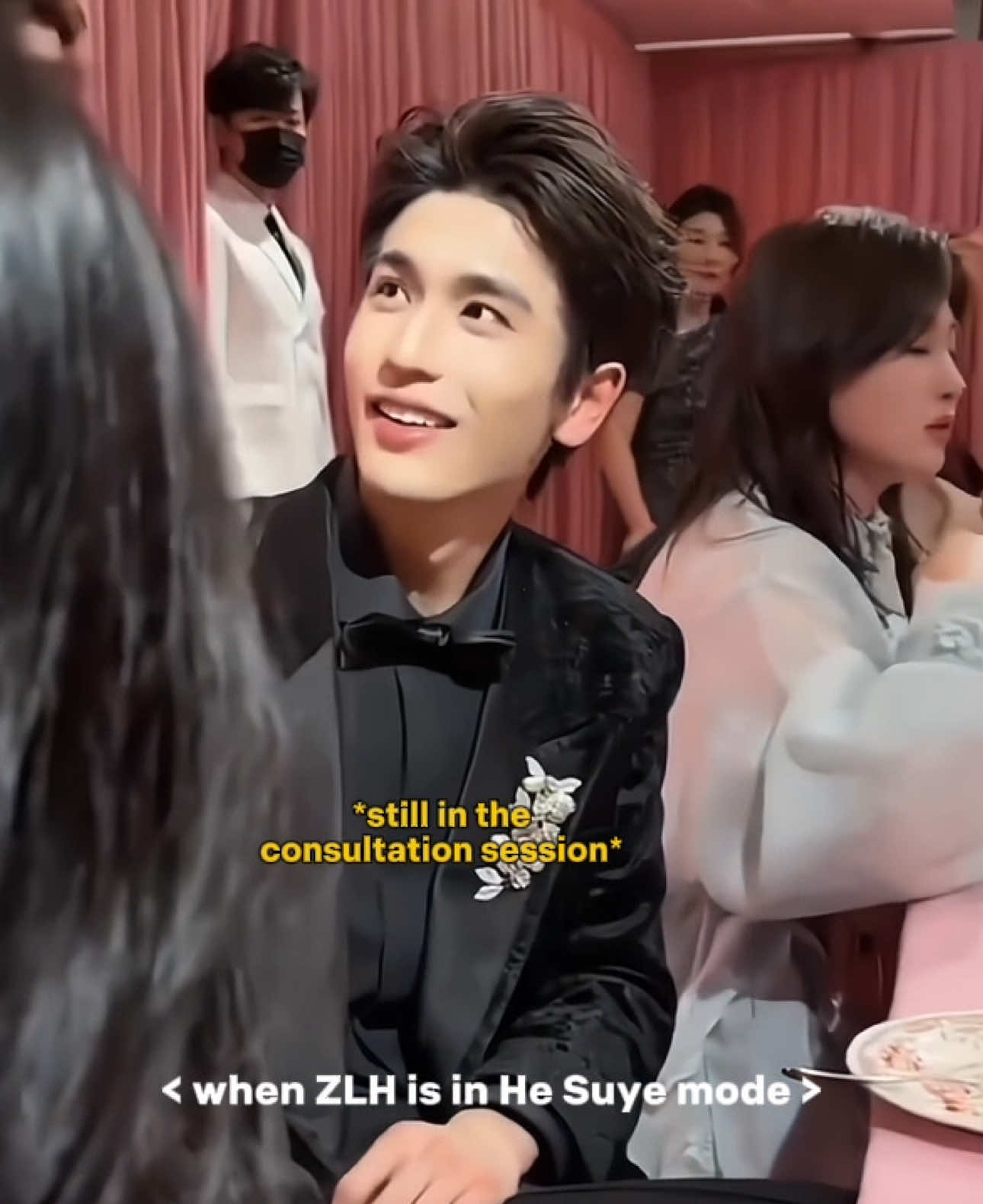 he’s so into character i cant 😂 #zhanglinghe 