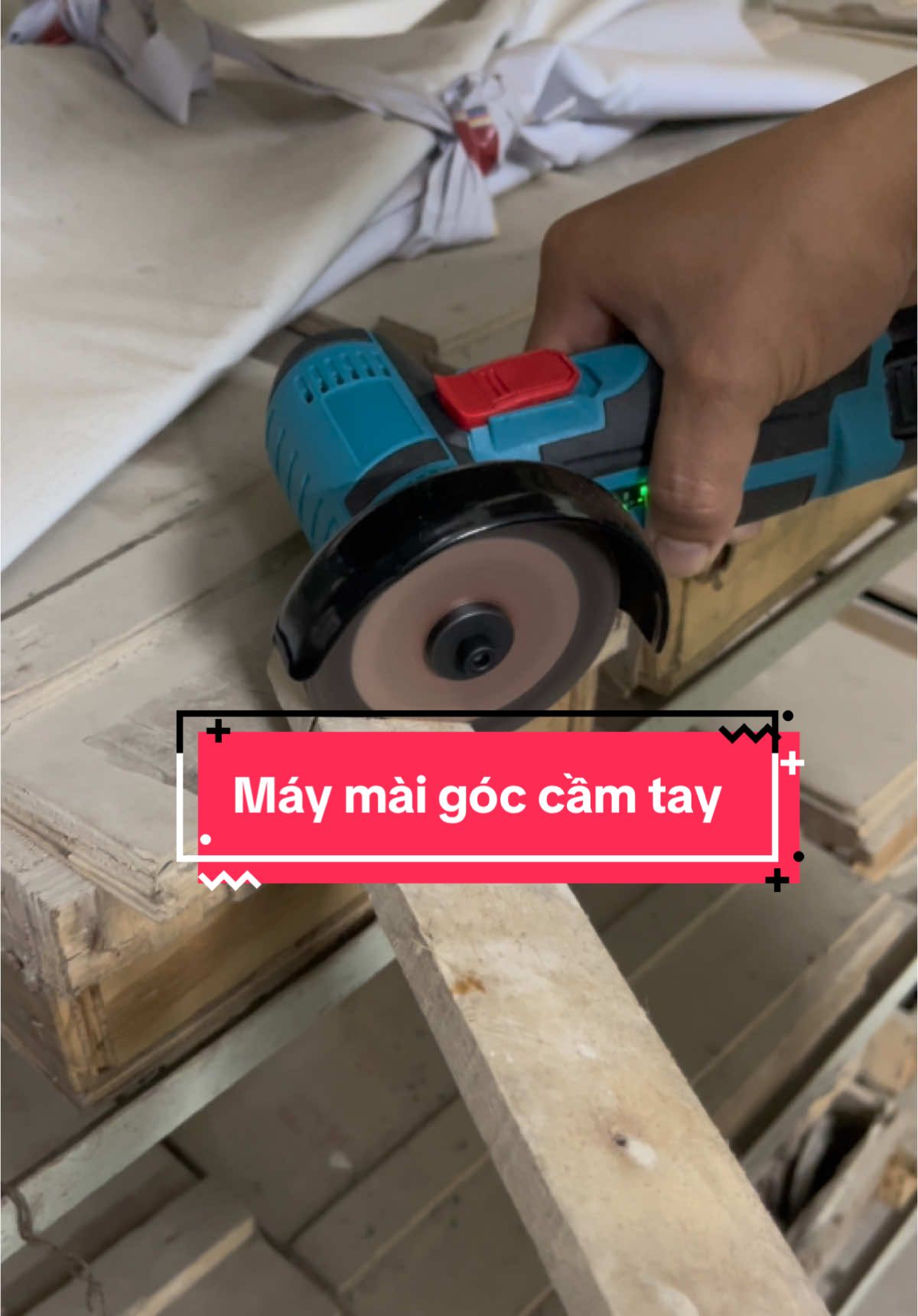 Máy mài góc cầm tay, máy đánh bóng #thanhmai92 #maymaigoc #maymaigocgiare #maydanhbong 