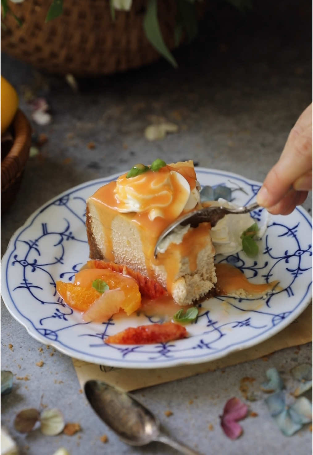 Earl Grey Citrus Cheesecake❤️ First episode of the Cheesecake Series and we’re starting off strong with this show-stopping dessert! The silky and aromatic batter features a beautiful hint of color from steeping earl grey into the cream. Served with a bright citrus sauce, this will be a cheesecake you’ll never forget!  