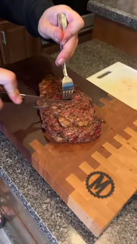 #meatsweats #ribeye #yodersmoker #mediumrare 