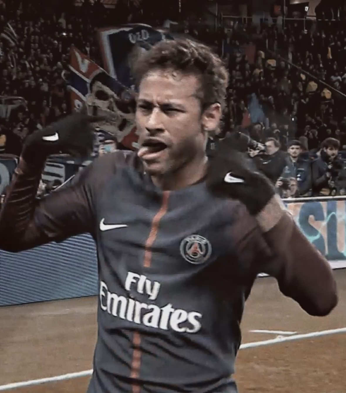 New cc👀👀 what we thinking? New edit pack out soon | ac: idk his @ || #neymar #neymarjr #ae #aftereffects #viral #fy #fyp 