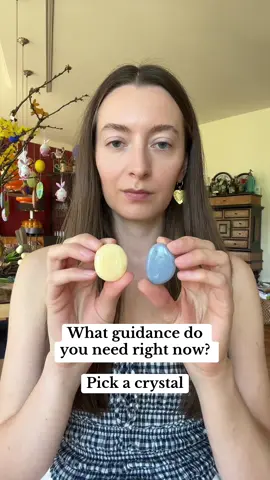 Book a personal reading through my website! 🤍 #tarotreading #tarotok #guidance #pickacrystal #spiritualtiktok #mindsetcoach #abundancemindset #manifesting #mindsetchange 