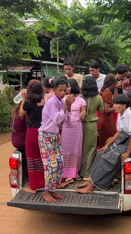 #အကလာသင်လို့ရပီနော်😁 #ဒီဘဲငစားနော် #ကိုကလာဖြုတ်ချက်😂 #ဒီအပုဒ်လေးfypရောက်ချင်တယ် #ဆယ်လီမှအသဲပေးတာလား 