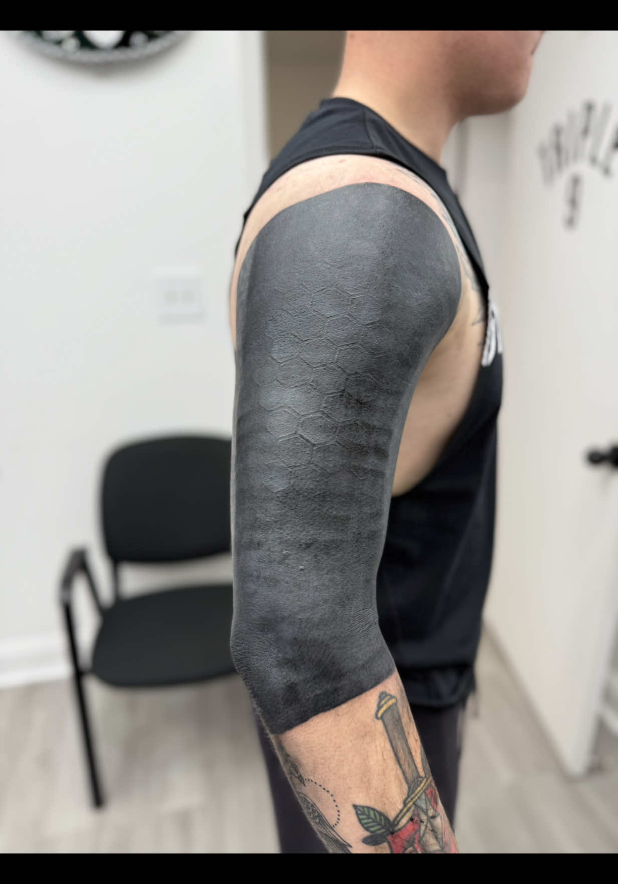 Do you think he will notice 😬  ‼️JUNE 7-8‼️ GRAND OPENING OF @Real Street Tattoos SHOP!! #tattoos #virginiabeach #chesapeakeva #norfolk #hamptonroads #inked #tattooartist #tattooshop #Meme #MemeCut 