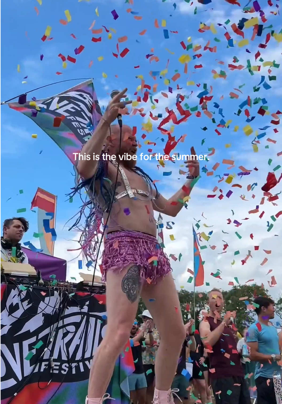 Summer vibe check…🏃🏻‍♀️🌞🏖️🎉💃🏻