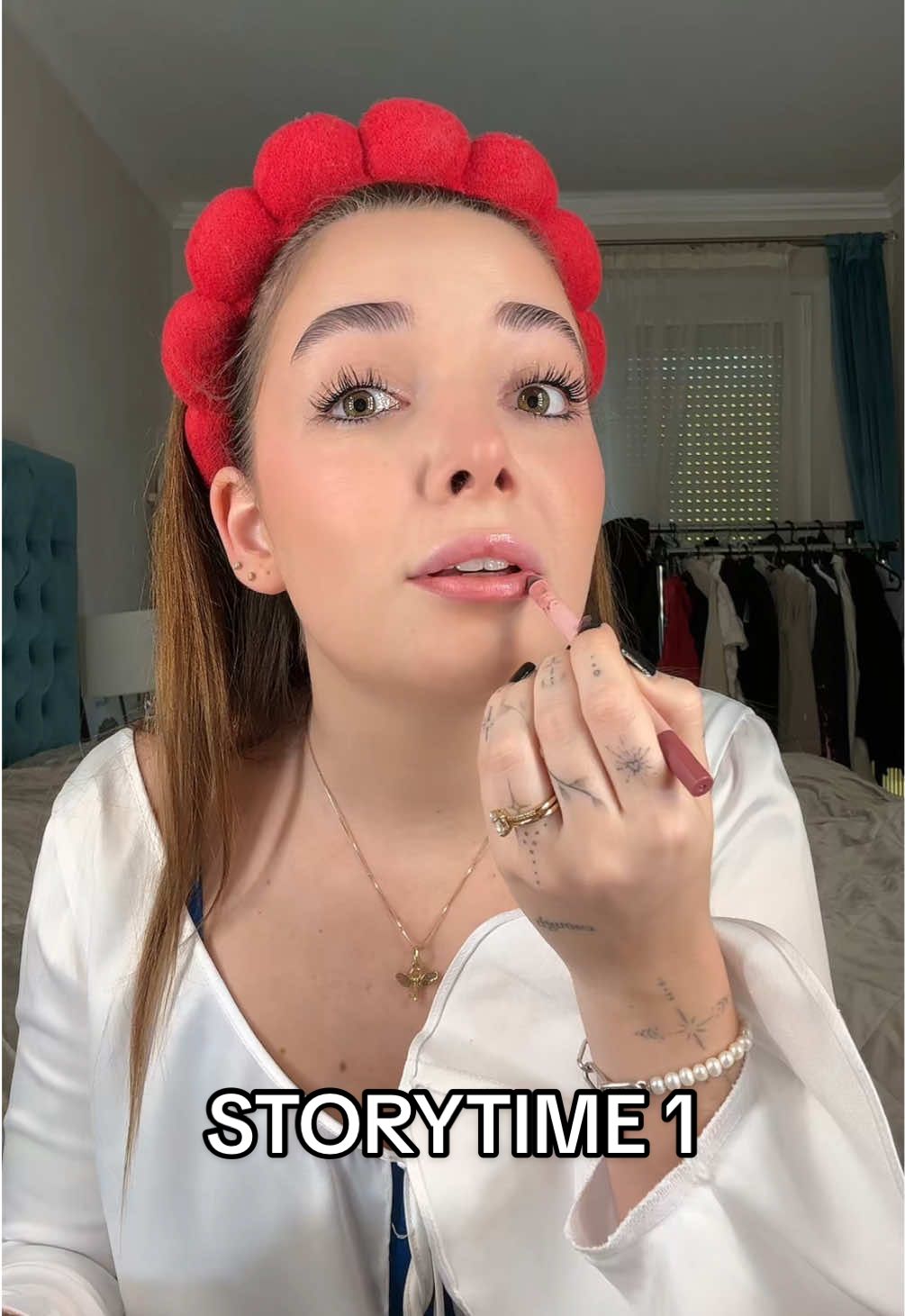 Ez egy régebbi videó még, azért barna a hajam🩷 INSTA: skibanoemii #storytime #grwm #grwmmakeup #fyp 