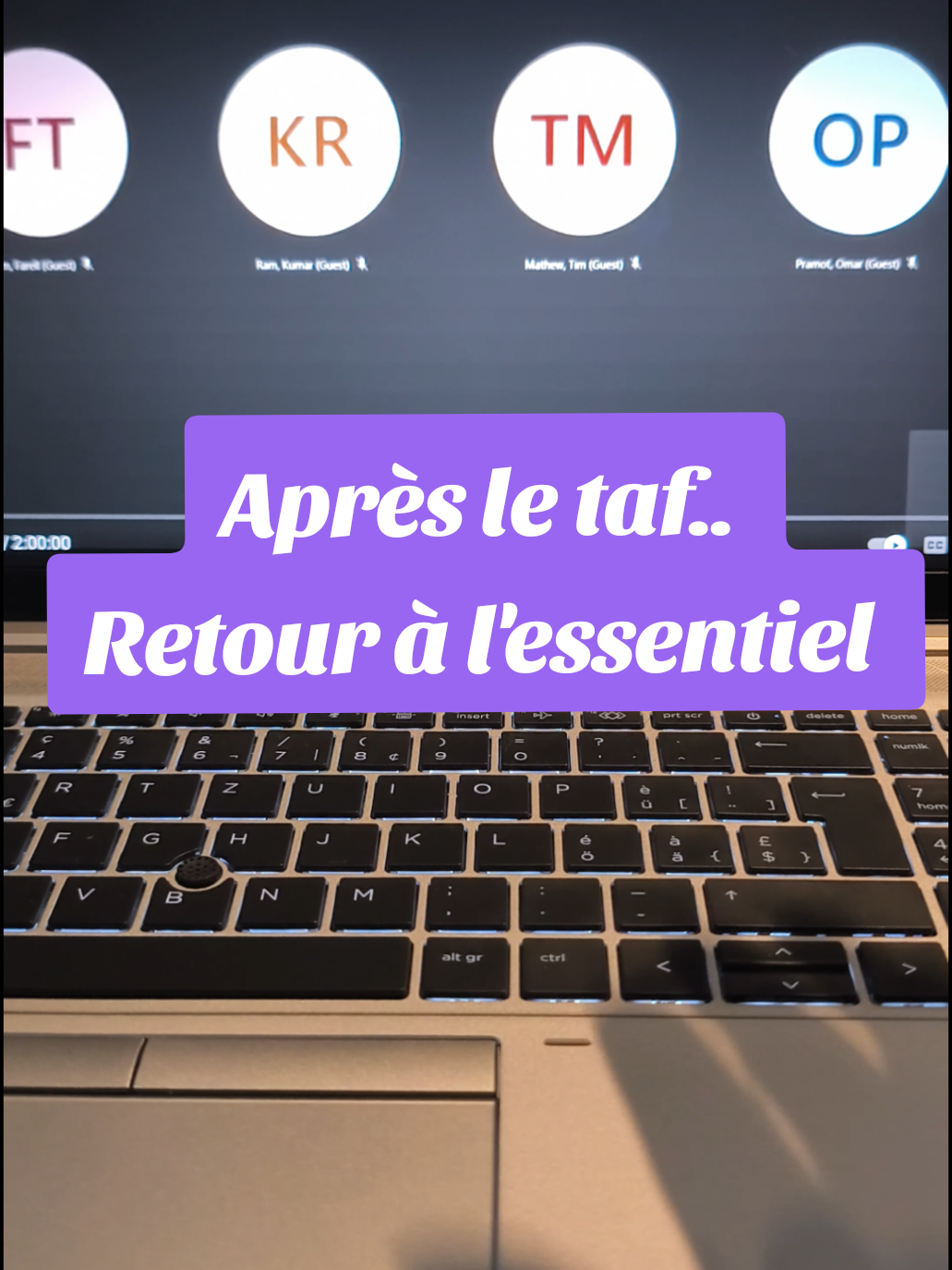 Après une journée de taf.. je branche, je joue, je déconnecte. 40 000 jeux rétro, 0 stress, que du plaisir. Le lien est dans la bio - revivez vos meilleures années ! #nostalgie #retrogaming #chillvibes #deconnexion #setupgaming #gaminglife #arenagaming #nostalgievibes #jeuxvideo #tiktokshop #plugandplay #viedegamer 
