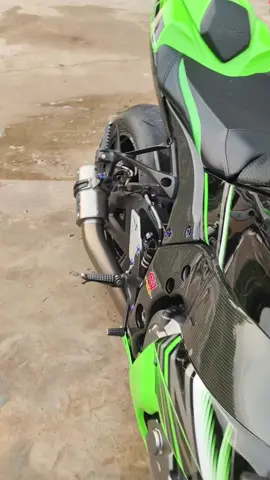 เรียกไฟเผาท่อ #zx10r #เชียงราย #แม่สาย #bigbike #kawasaki 