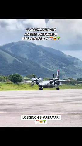 SALTO DE PARACAIDISMO LOS SINCHIS-MAZAMARI. #lossinchisdemazamaripnp #pnpperu #🇵🇪👨‍✈️✈️🚁 