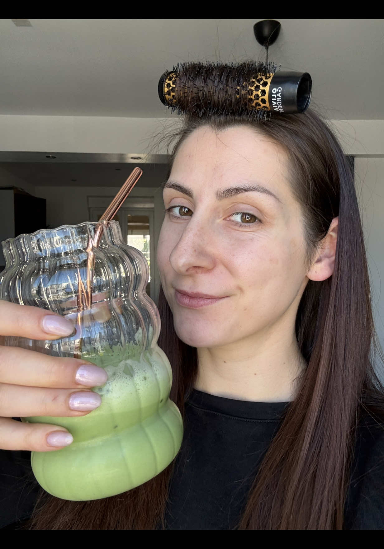 Et non vous ne savez pas encore tout de moi ahah 🧙‍♀️ #girlssupportgirls #santé #santénaturelle #maux #desmotssurlesmaux #mindset #MentalHealth  Livre : le grand dictionnaire des malaises et des maladies / Jacques Martel 🥰